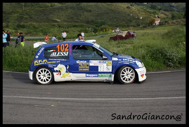 102 Renault Clio S1600 M.Alessi - A.Marchica (1).jpg